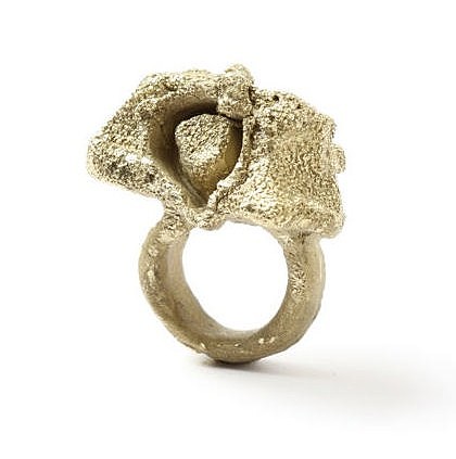 Contemporary New Zealand Jewellery by Karl Fritsch