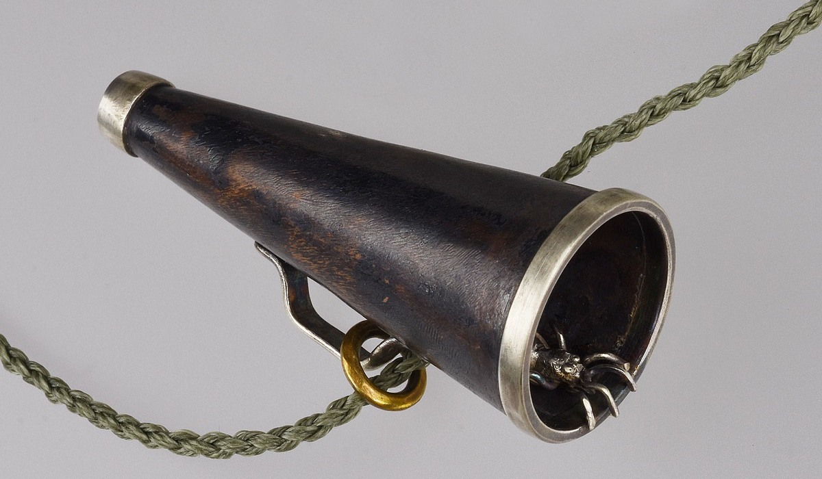 Tania Patterson, Megaphone Pendant